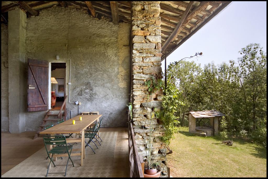Agriturismo Famiglia Al Castello Di Bagnolo Bagnolo Piemonte الغرفة الصورة