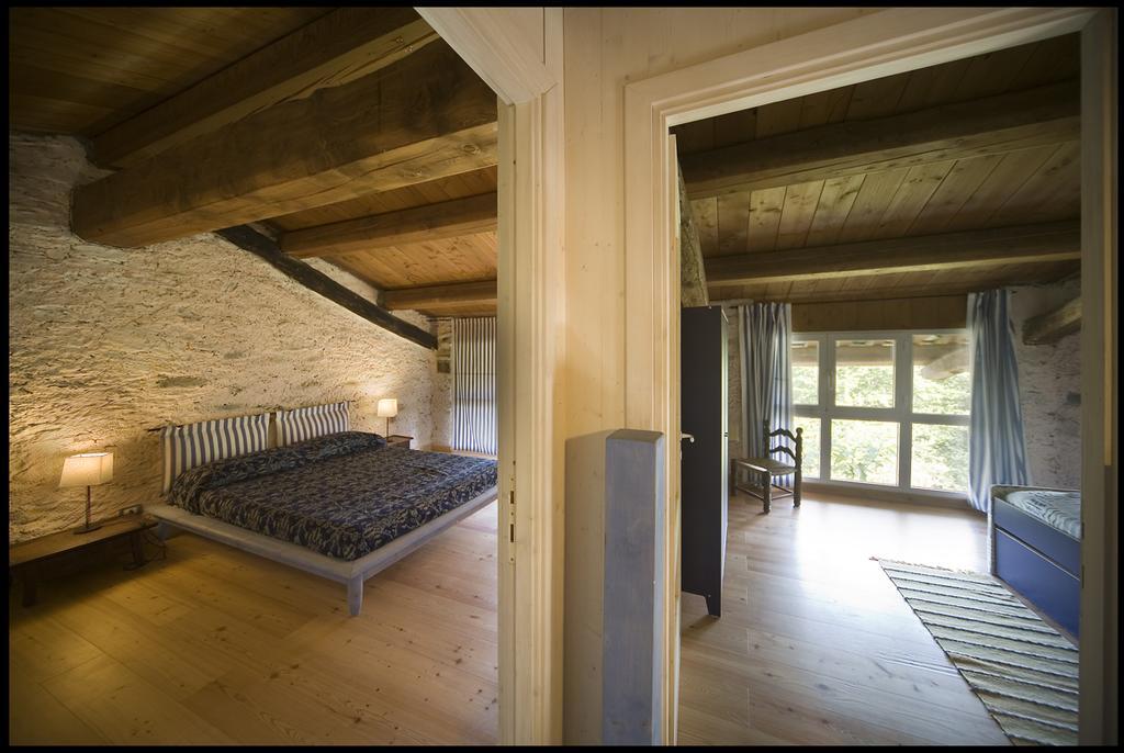 Agriturismo Famiglia Al Castello Di Bagnolo Bagnolo Piemonte الغرفة الصورة