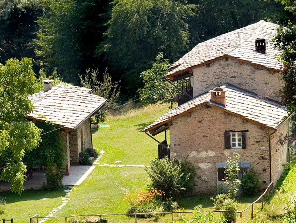 Agriturismo Famiglia Al Castello Di Bagnolo Bagnolo Piemonte الغرفة الصورة