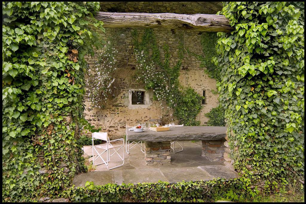 Agriturismo Famiglia Al Castello Di Bagnolo Bagnolo Piemonte الغرفة الصورة